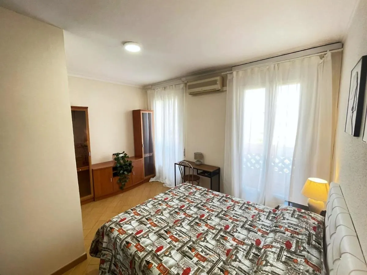 Rooms Nueva Valencia 0*, Barcelona