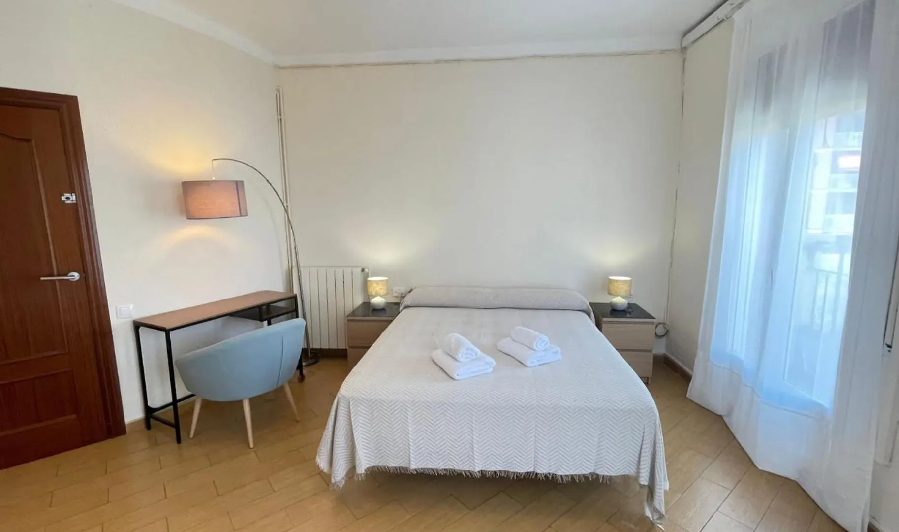Rooms Nueva Valencia 0*, Barcelona