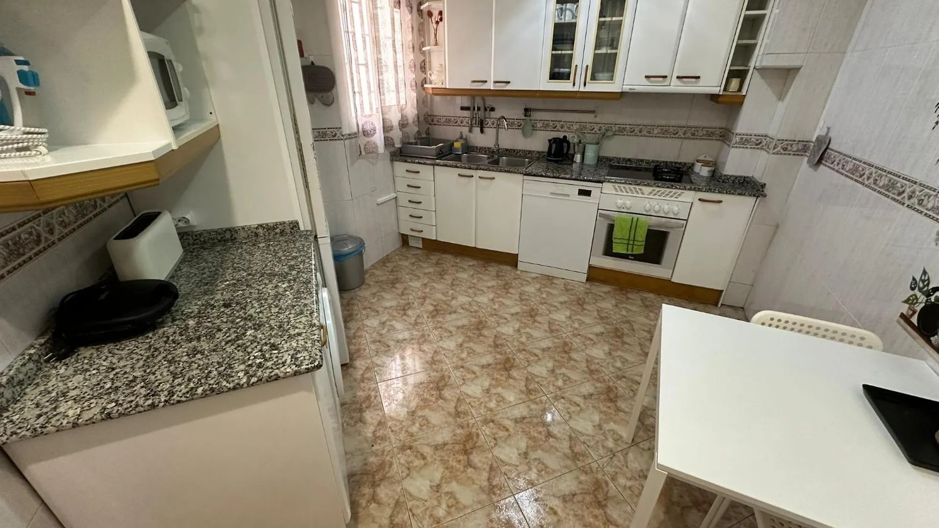 Rooms Nueva Valencia Bed & Breakfast Barcelona