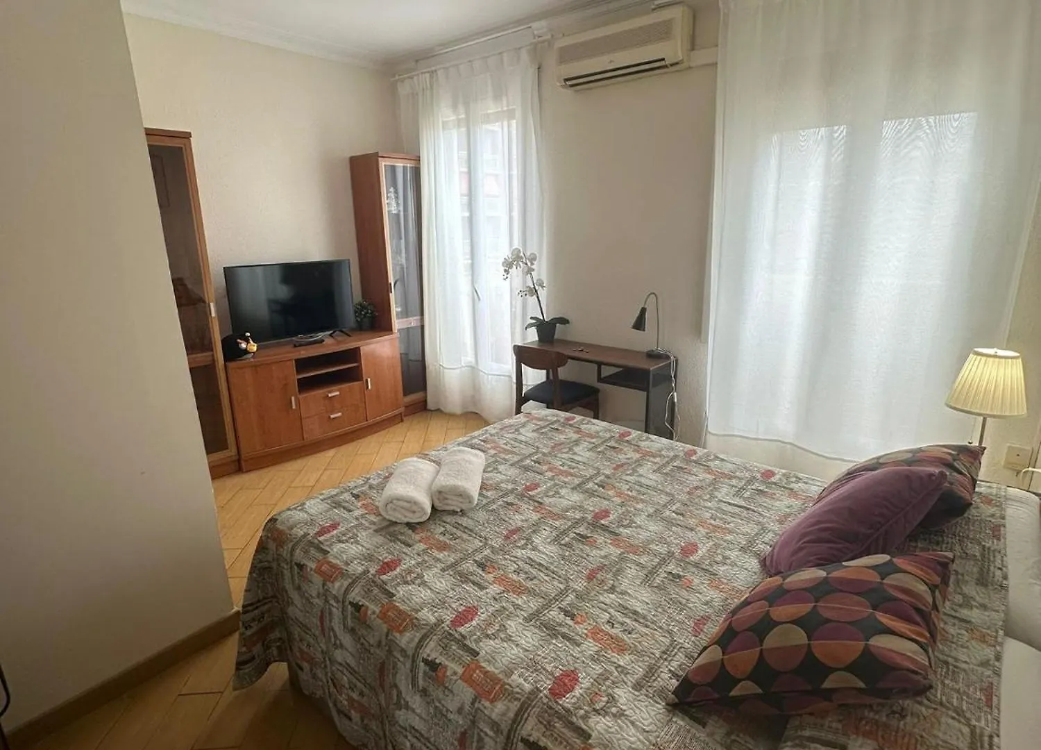 Bed & Breakfast Rooms Nueva Valencia