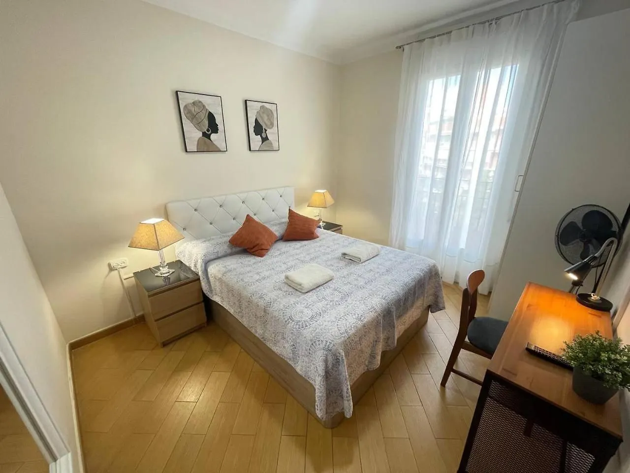 Rooms Nueva Valencia Barcelona